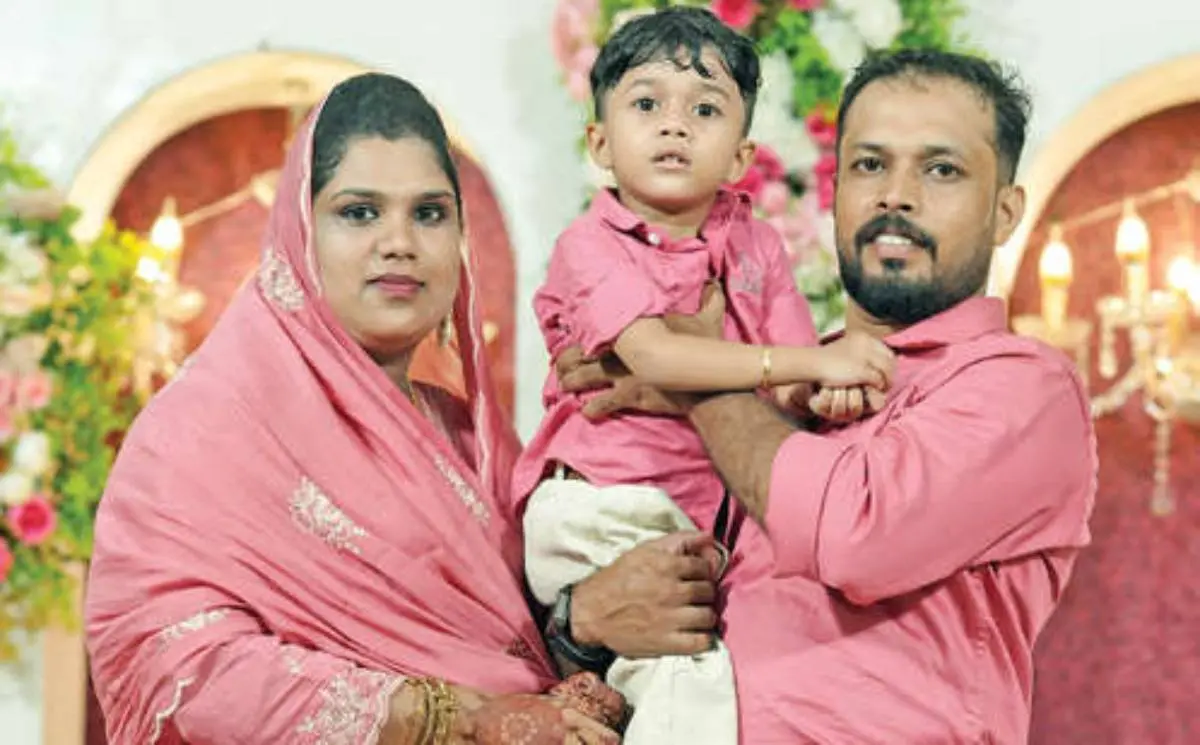 ബന്ധുവിന്റെ കല്യാണത്തലേന്നത്തെ ചടങ്ങിൽ പകർത്തിയ മുനീറിന്റെയും കുടുംബത്തിന്റെയും അവസാന ചിത്രം