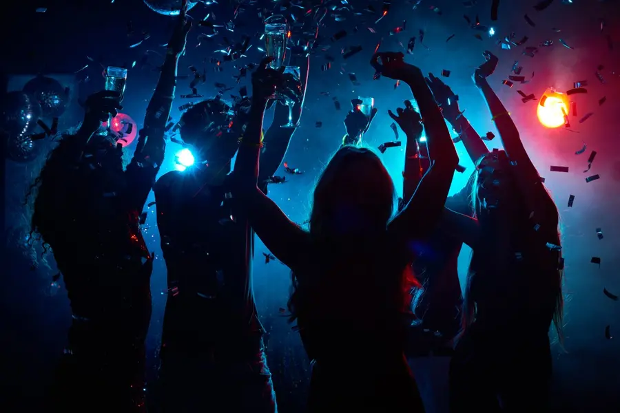 Would you sip peptides to look younger? Inside the latest wellness craze ‘Peptide Parties’