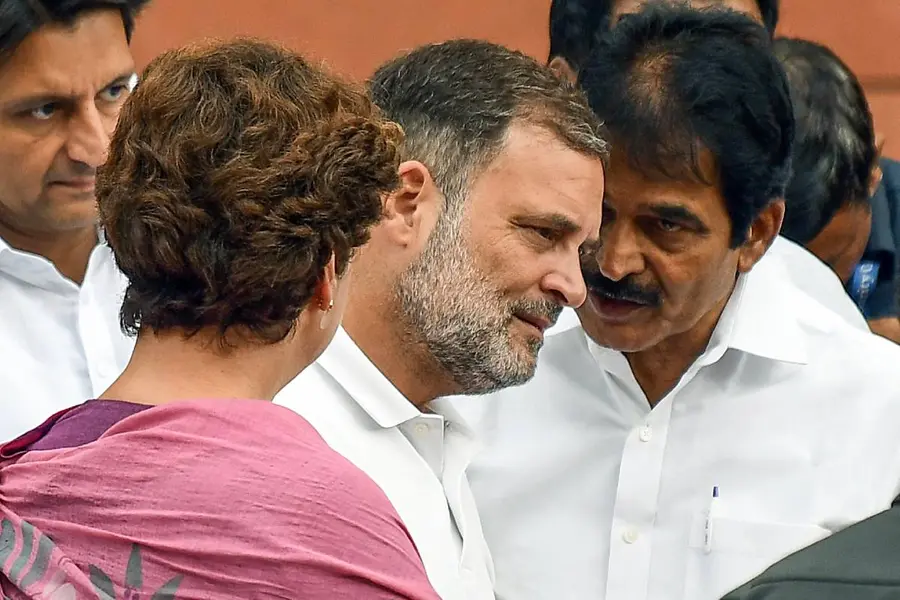 rahul_priyanka_kc
