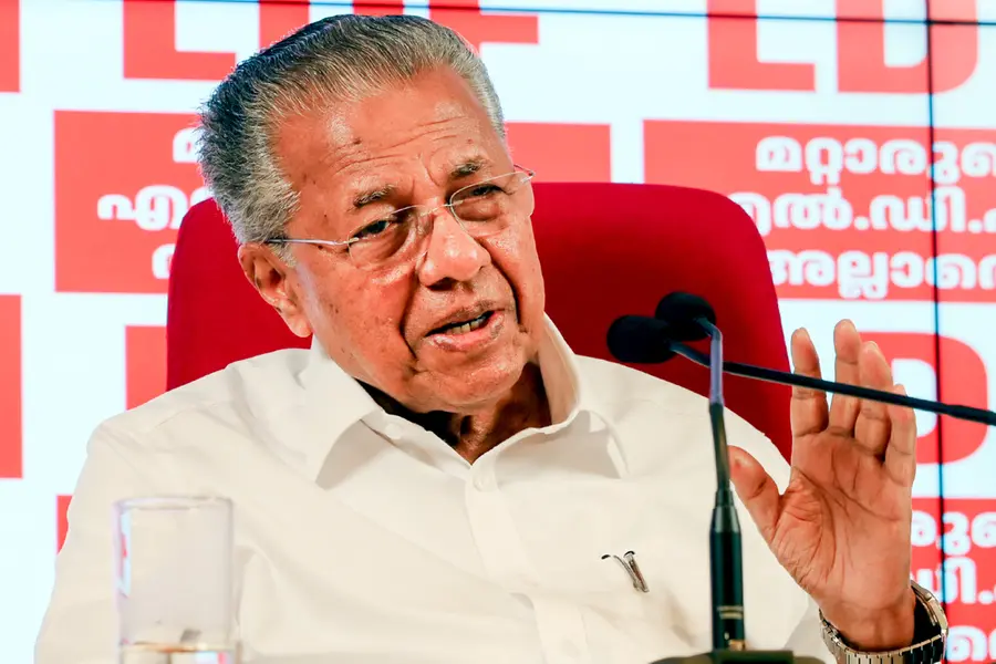 Pinarayi Vijayan writes to Mallikarjun Kharge over alleged police action against SFI students