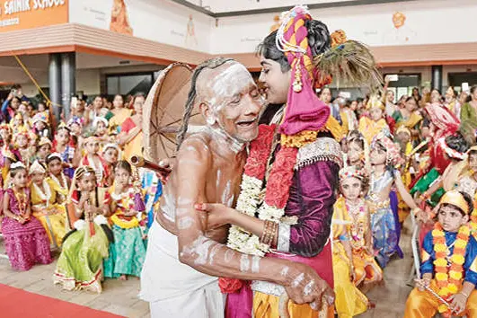 ‘കൃഷ്ണനും കുചേലനും’ വീണ്ടും കണ്ടു