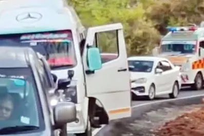കുരുക്കിന് ഒരു കുറവുമില്ല