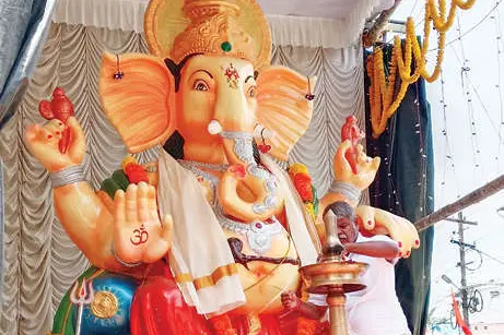 ഗണേശോത്സവത്തിന്‌ ഒരുങ്ങി കൊടുവായൂർ