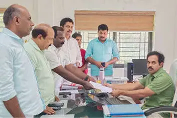 പൂതാടിയിൽ അവിശ്വാസം