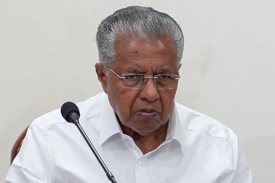 രാഷ്ട്രീയമായി കൈകാര്യം ചെയ്യാനാണ് ഇഡിയുടെ ശ്രമം; രാഷ്ട്രീയമായി തന്നെ നേരിടുമെന്ന് പിണറായി