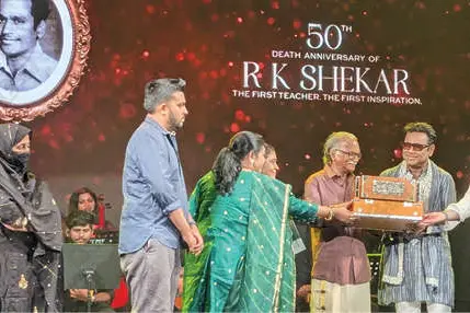 ആർ.കെ. ശേഖറിന് എ.ആർ. റഹ്മാന്റെ ഗാനാഞ്ജലി