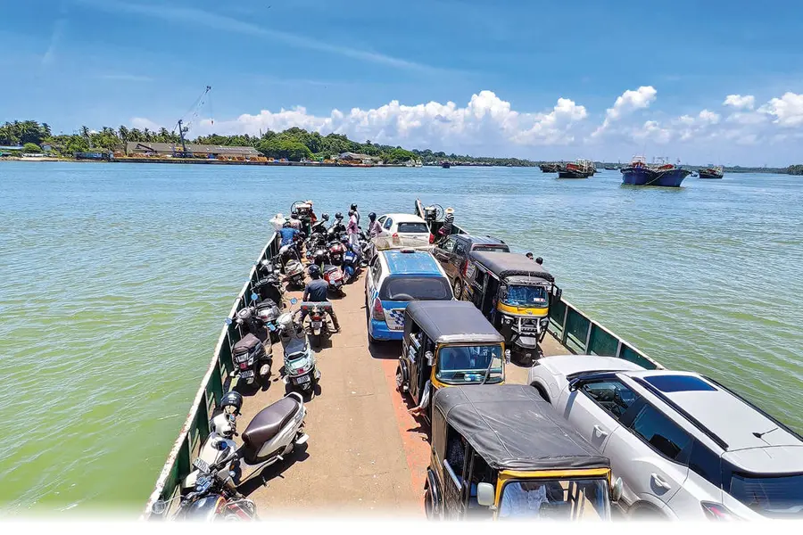സ്ഥലമുണ്ടോ..? ഉണ്ടി‘ല്ല’
