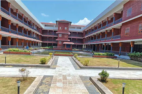 നിർമാണപ്രവൃത്തികൾ നിലച്ചു
