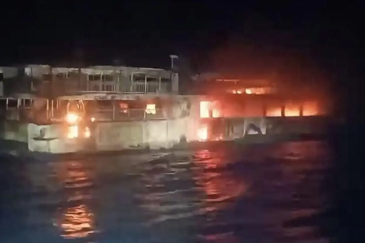 Ferry catches fire in Philippines. | Screengrab/X