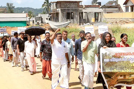 ടൗൺഷിപ്പ്: രണ്ടാംഘട്ടം ഇഴയുന്നു; പ്രതിഷേധവുമായി ദുരന്തബാധിതർ