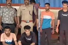 എറണാകുളം റെയിൽവേ സ്‌റ്റേഷനിൽ വൻ കഞ്ചാവ് വേട്ട: 10 കിലോ കഞ്ചാവുമായി നാലുപേർ റെയിൽവേ പോലീസിന്റെ പിടിയിൽ
