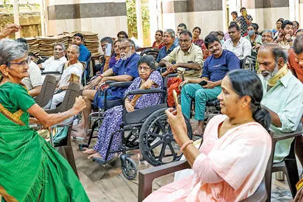 അവരൊത്തുകൂടി, സ്നേഹം പങ്കുവെക്കാൻ