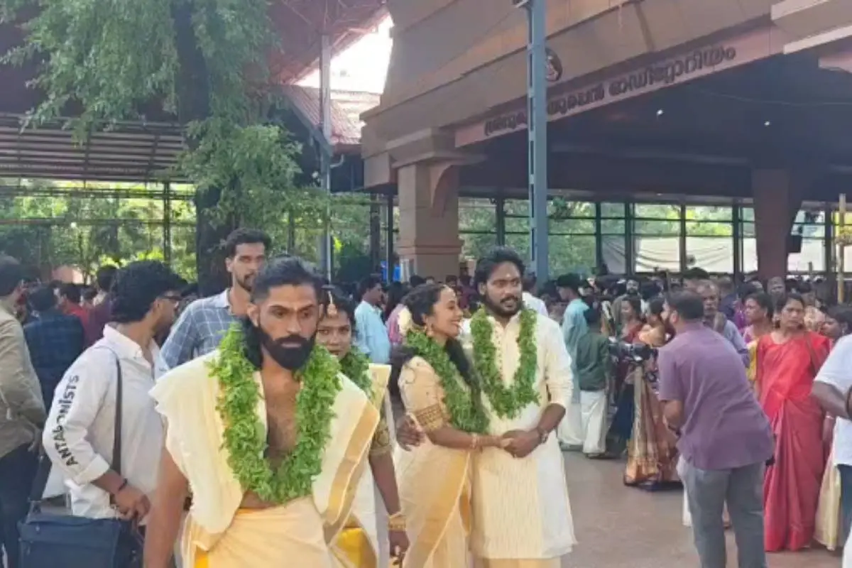 ഗുരുവായൂരിൽ നടന്ന വിവാഹച്ചടങ്ങിൽനിന്ന്