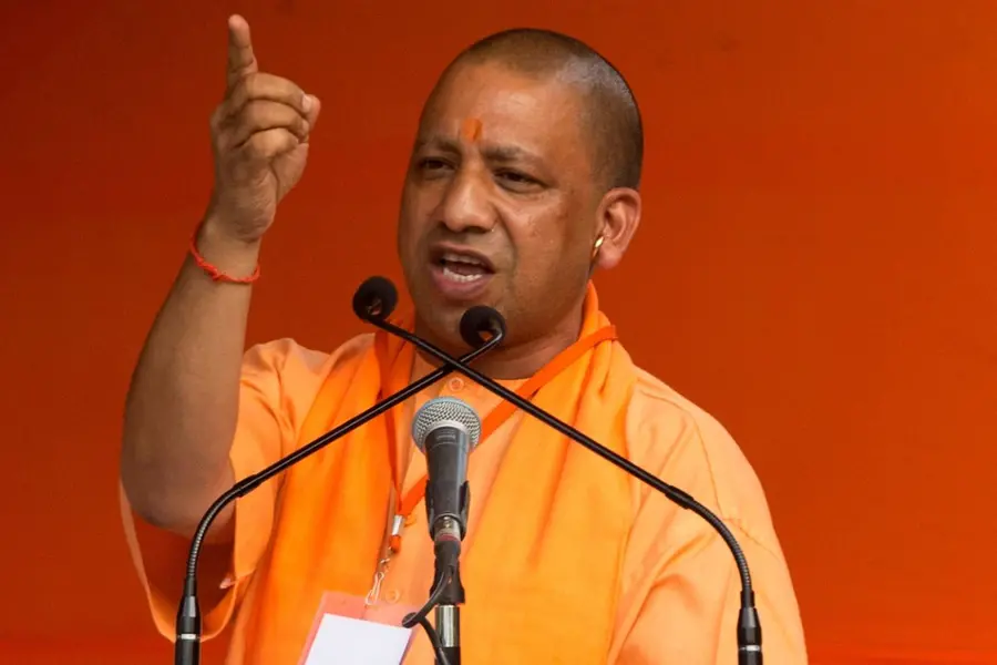 UP woman journo faces online abuse and threats after questioning CM Yogi Adityanath | VIDEOS