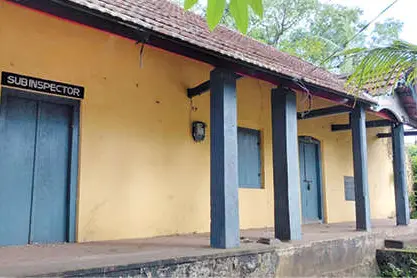 പാങ്ങോട് പഴയ പോലീസ് സ്റ്റേഷൻ ജീർണാവസ്ഥയിൽ