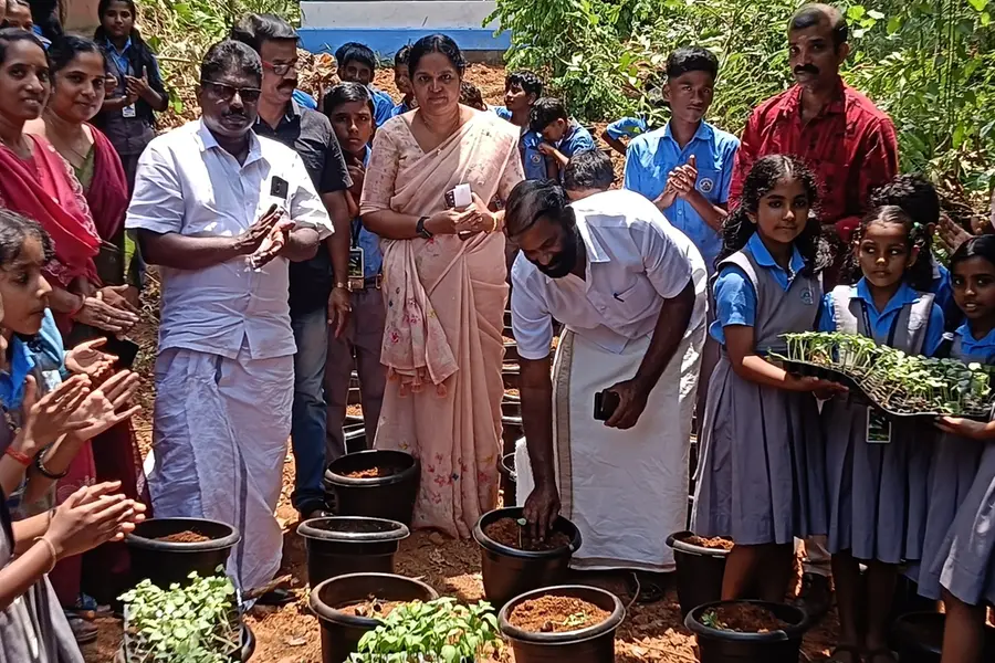 ഹരിതബാല്യം പദ്ധതിക്ക് തുടക്കമായി
