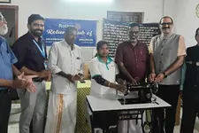 ശ്രീകൃഷ്ണപുരത്ത് തയ്യൽ പരിശീലനാർത്ഥികൾക്ക് മെഷീനുകൾ വിതരണം ചെയ്തു.