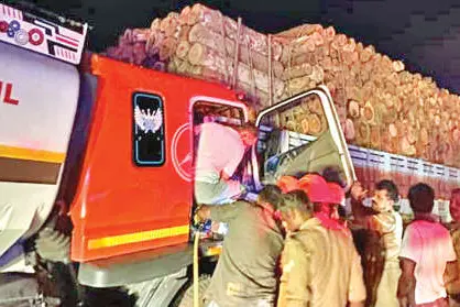 ദേശീയപാത: ഒരു മാസത്തിനുള്ളിൽ സുരക്ഷിതയാത്ര