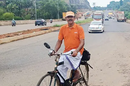 വേണുഗോപാലൻ സൈക്കിൾ ചവിട്ടും, ദിവസം 46 കിലോമീറ്റർ
