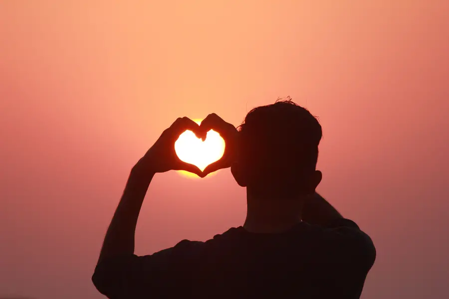 Erotomania & Clérambault's Syndrome: The Psychology of Delusional Love