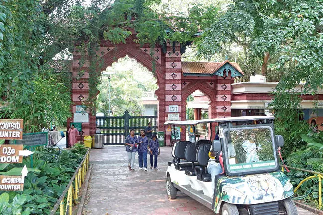 തിരുവനന്തപുരം മൃഗശാല; നഗരത്തിൽനിന്ന് പുറത്തേക്കോ ?