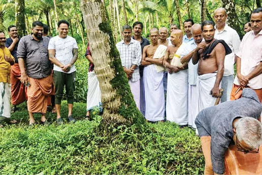 മയ്യിച്ച-വെങ്ങാട്ട് യാത്രാദുരിതം പരിഹരിക്കാൻ ക്ഷേത്രക്കമ്മിറ്റി