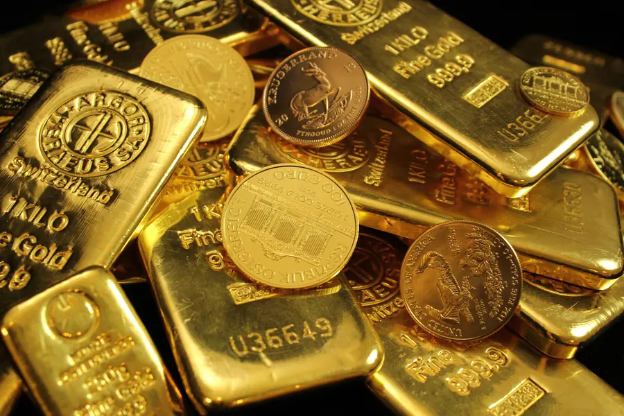Gold prices remain almost unchanged on September 7