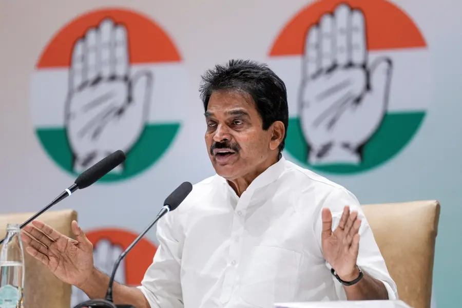 ‘Late-night birthday gift to PM Modi’: KC Venugopal tears into ECI over TMC symbol freeze