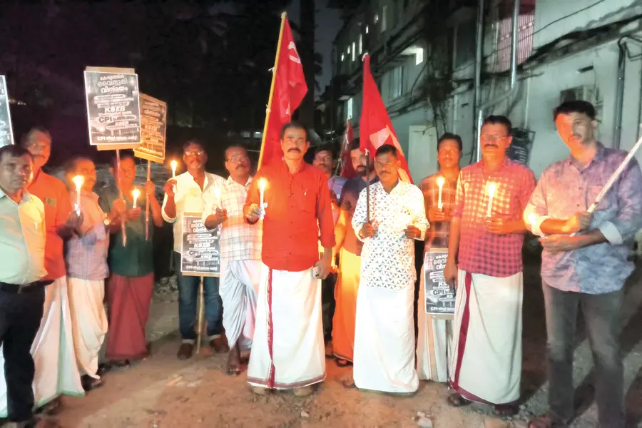 പവർകട്ടിനെതിരേ സി.പി.ഐ. പ്രതിഷേധം