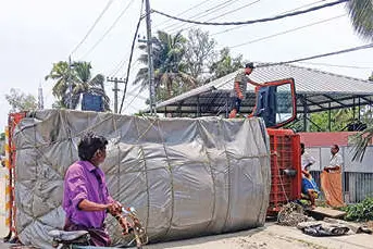 ദേശീയപാതയിലെ യാത്ര ചോരക്കളിയാകുന്നു