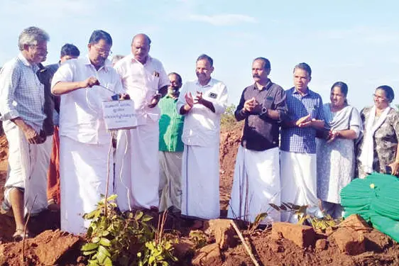 അനധികൃത ചെങ്കൽ ഖനനം: പ്രതിഷേധവുമായി നാട്ടുകാർ