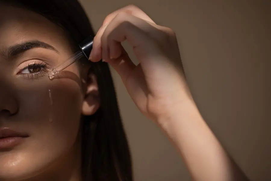 Can salicylic acid really help with acne? Benefits, uses and side effects