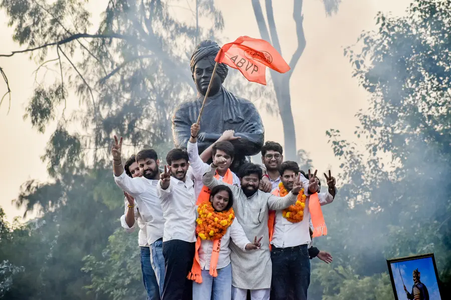 ഡൽഹി യൂണിവേഴ്സിറ്റി യൂണിയൻ തിരഞ്ഞെടുപ്പിൽ ABVP-ക്ക് വമ്പൻ ജയം, ഒരു സീറ്റുപോലുമില്ലാതെ കോൺഗ്രസിന്റെ NSUI