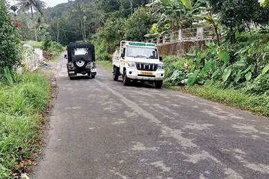 ചെറുതോണി–മണിയാറൻകുടി റോഡിന് 13 കോടി; പൈനാവ് പോളിടെക്നിക്കിന് 1.81 കോടി