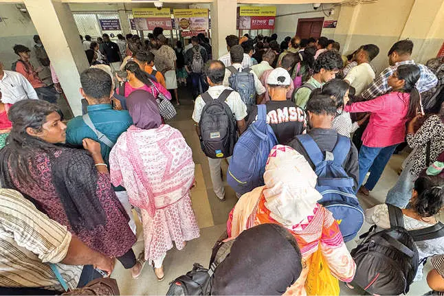 തൃശ്ശൂർ സ്റ്റേഷൻ റെയിൽവേ സ്റ്റേഷൻ നവീകരണം; വഴികളിൽ മാറ്റം ,തെറ്റരുത്