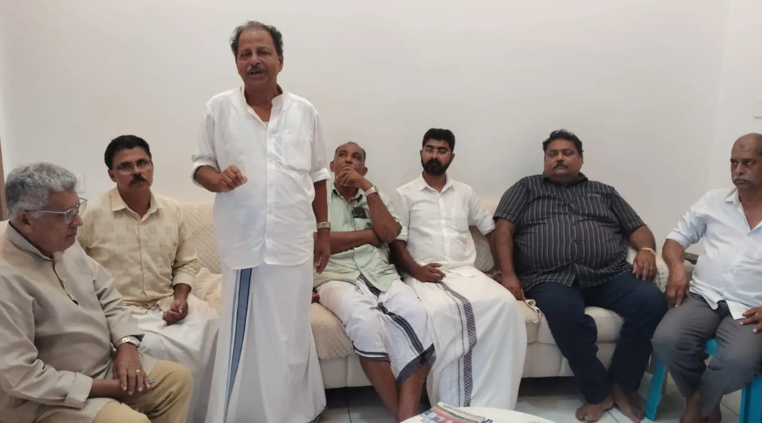 കേരള കോൺഗ്രസ് പെരിങ്ങോം മണ്ഡലം കമ്മിറ്റിയോഗം സംസ്ഥാന വൈസ് ചെയർമാൻ ജോസഫ് മുള്ളൻമട ഉദ്ഘാടനം ചെയ്യുന്നു