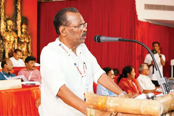 പിണറായിയെ വേട്ടയാടുന്നത് നോക്കി നിൽക്കില്ല -ടി.പി. രാമകൃഷ്ണൻ