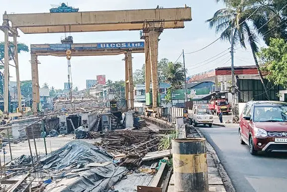 മേൽപ്പാലം ഗർഡർ സ്ഥാപിക്കൽ; ചെറുവണ്ണൂരിൽ ഇന്നുരാത്രിമുതൽ ഗതാഗതനിയന്ത്രണം