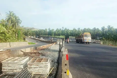 കാര്യങ്കോട് പാലം മുതൽ മയ്യിച്ച പാലം വരെ മേൽപ്പാത