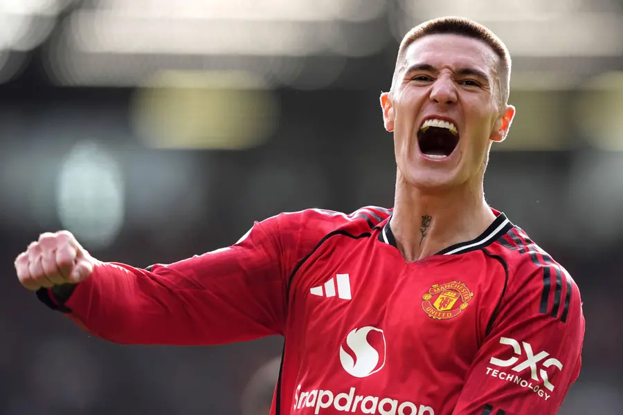 Benjamin Sesko injury Man Utd vs Fulham