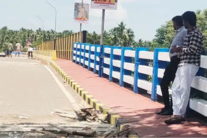 പള്ളിക്കര പാലം നവീകരണം അന്തിമഘട്ടത്തിൽ