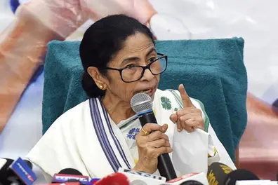 Supreme Court to hear Mamata Banerjee’s challenge to EC freeze on TMC name, symbol