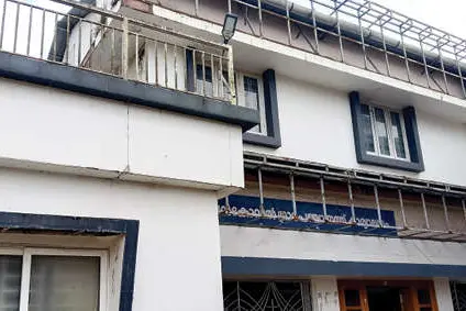 36.5 ലക്ഷം മുടക്കി നവീകരിച്ചു; കെട്ടിടം ചോർന്നൊലിക്കുന്നു