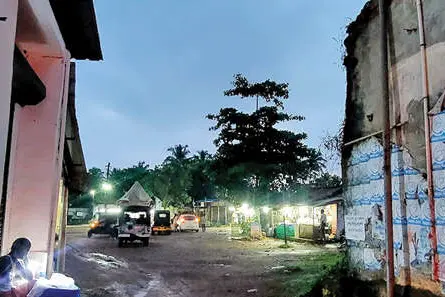 മോടികൂട്ടാൻ ചേർപ്പ് ചന്ത