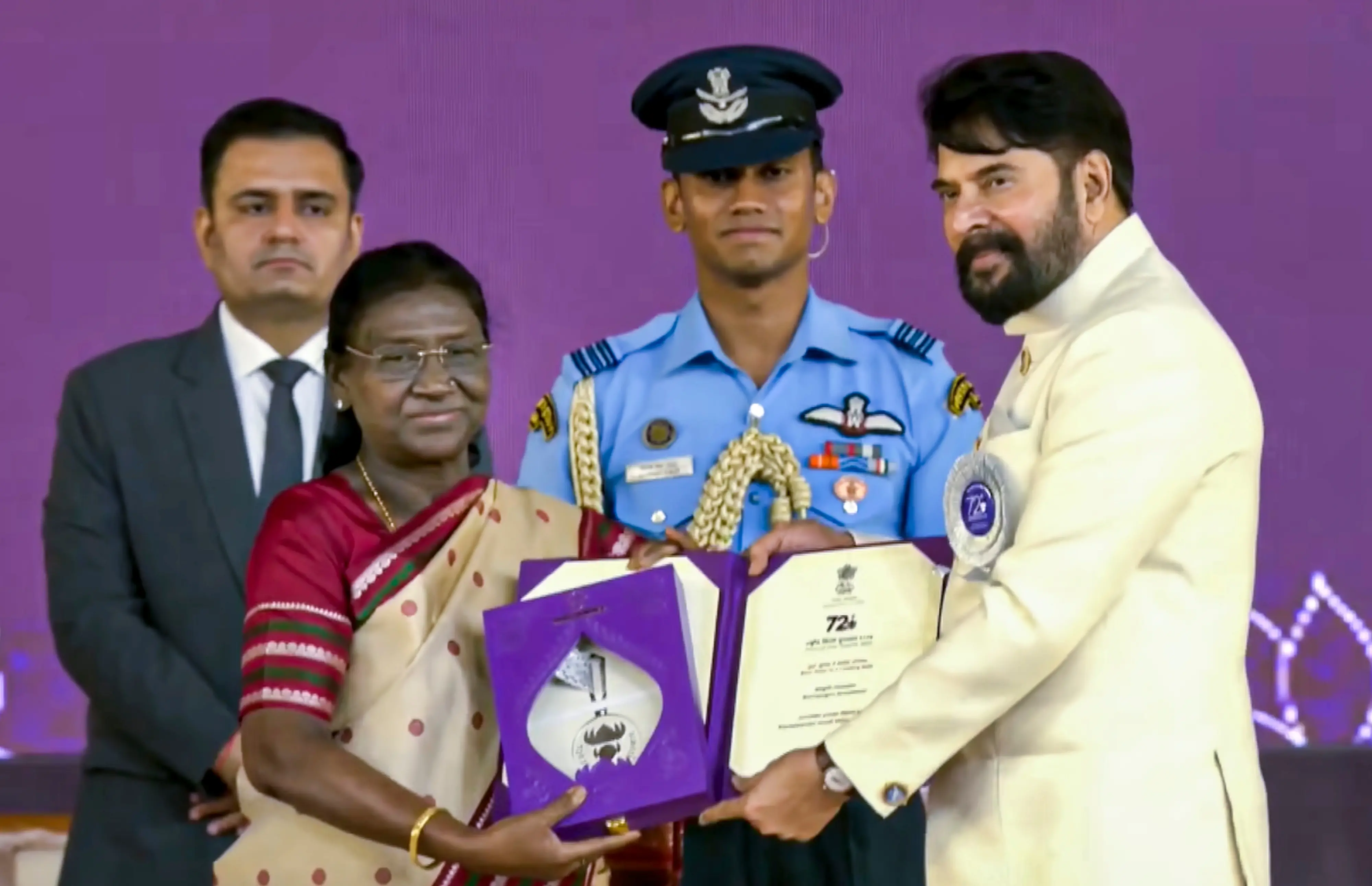 President Droupadi Murmu confers the award for Best Actor in a Leading Role on Mammootty for his performance in the Malayalam film 'Bramayugam'