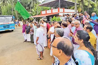 പറപ്പൂർ–തോളൂർ പാലം താത്കാലികമായി തുറന്നു