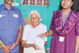ഇഡ്ഡലിപാട്ടിയുടെ വീട്ടിലെത്തി... സൗജന്യ ഗ്യാസ് സിലിൻഡർ