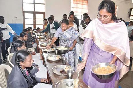 നീലഗിരിയിൽ പ്രഭാതഭക്ഷണം;18,278 കുട്ടികൾക്ക് പ്രയോജനപ്പെടും