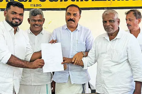വൈലത്തൂർ ടൗൺ വീതികൂട്ടൽ; സൗജന്യമായി സ്ഥലം വിട്ടുനൽകി സ്ഥലമുടമകൾ