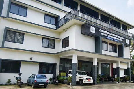 പുൽപ്പള്ളി പഞ്ചായത്തിന്റെ പ്രവർത്തനം പ്രതിസന്ധിയിൽ